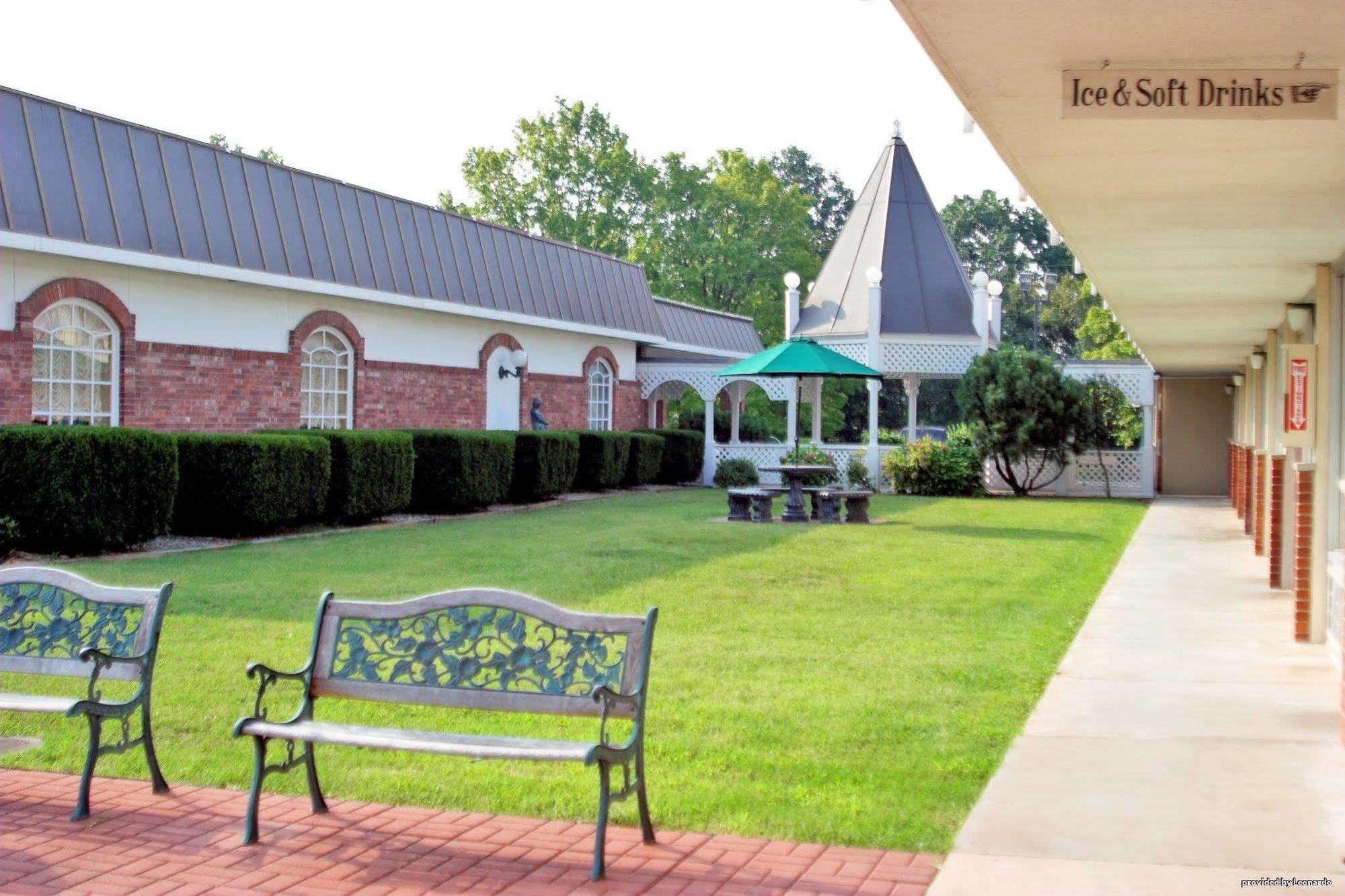Osage Creek Lodge ยูเรกาสปริงส์ ภายนอก รูปภาพ